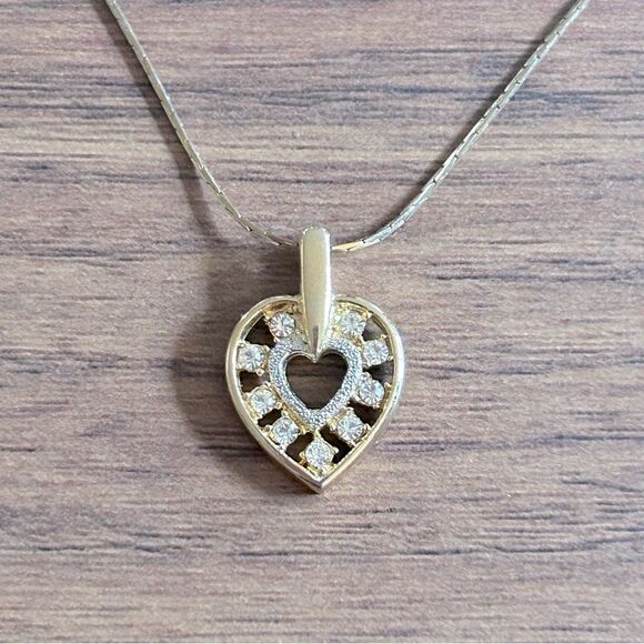 Pierre Cardin Rhinestone Heart Necklace - Picture 1 of 5